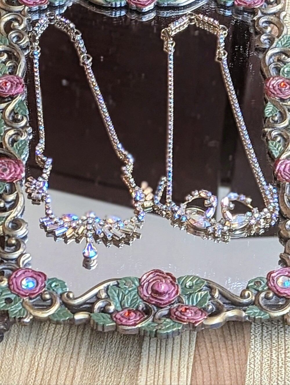 Vintage Crystal Pendant Statement Necklace - Silver Tone Jay Flex